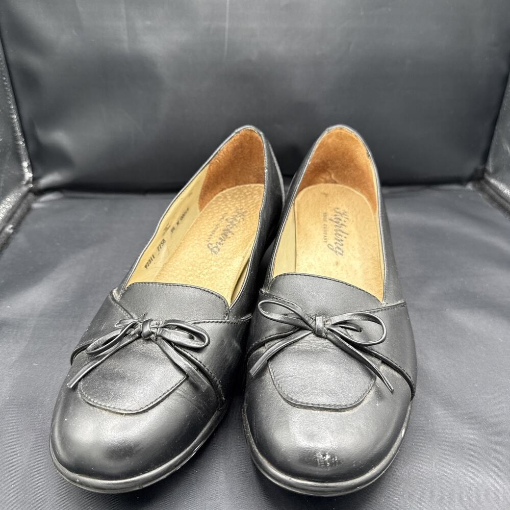 Kipling shoe company Womens black Leather pumps 1.5 inch heel 9.5 W